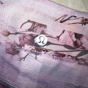 LULULEMON- Multi Floral Crop Leggings, Size 2